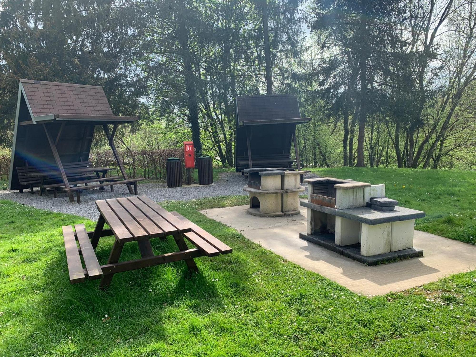 Heerlijk Vakantiehuis In Bos Bij Durbuy Zewnętrze zdjęcie